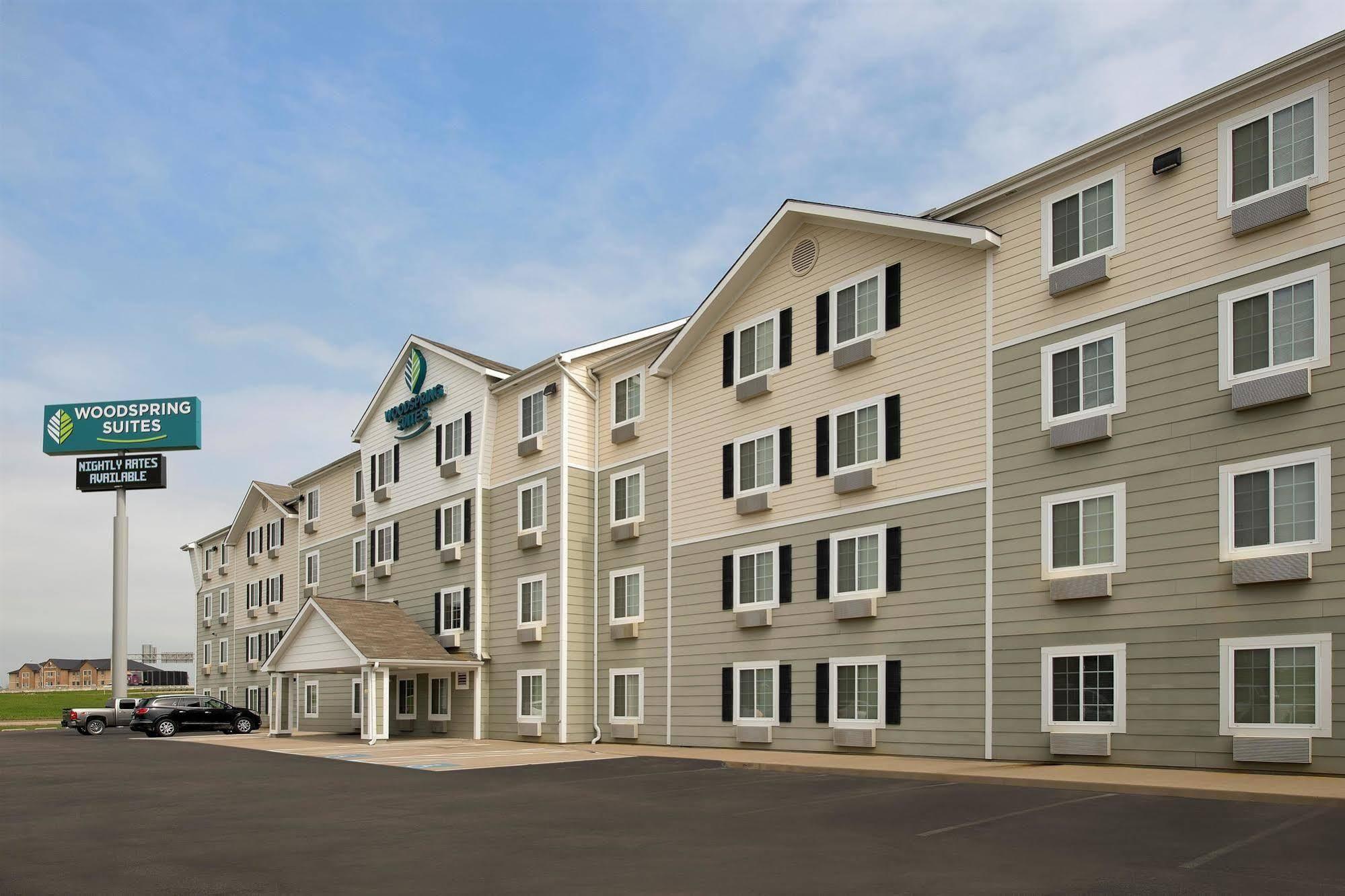 Woodspring Suites Waco Near University Bagian luar foto